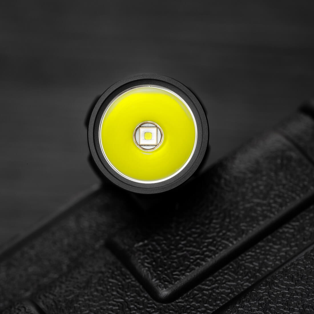 Weltool T8/T8Plus “Unrestrained” 2100 lumens LED Flashlights-3