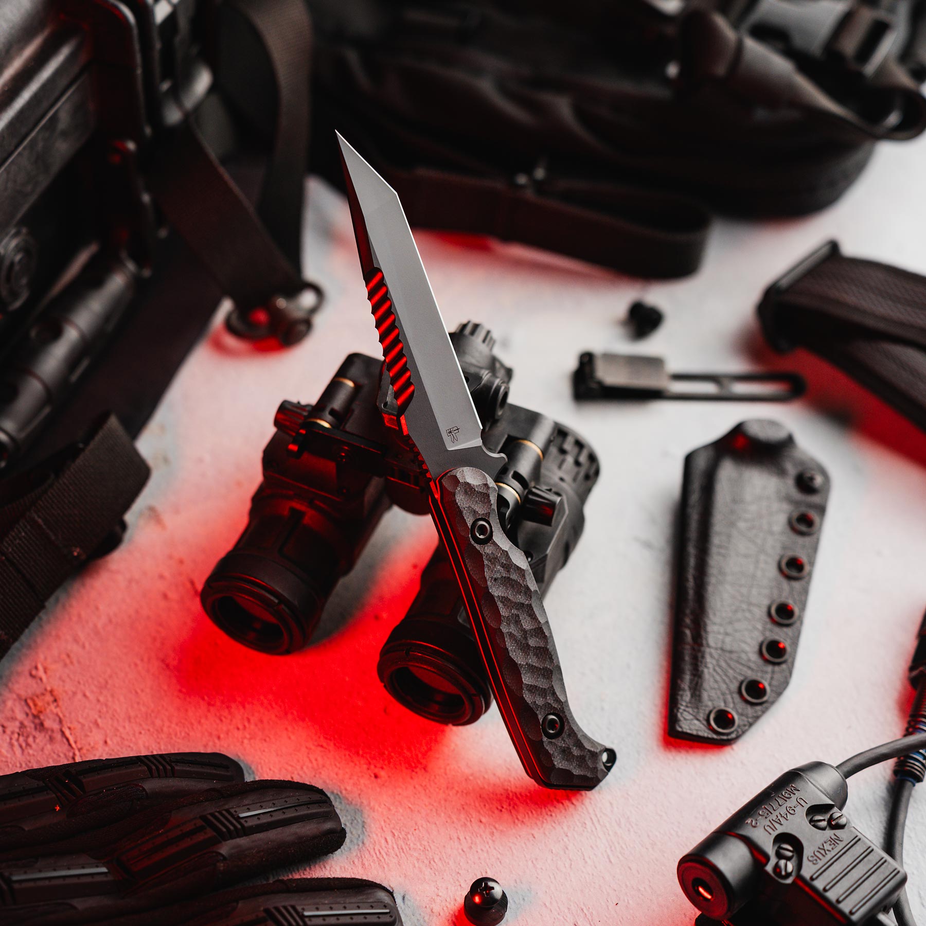 Darter T - Shadow Black